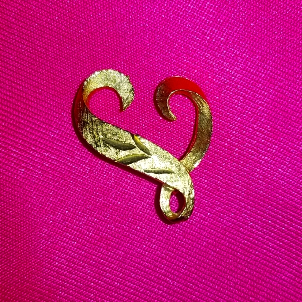 Vintage Mamselle letter L Sweater Pin